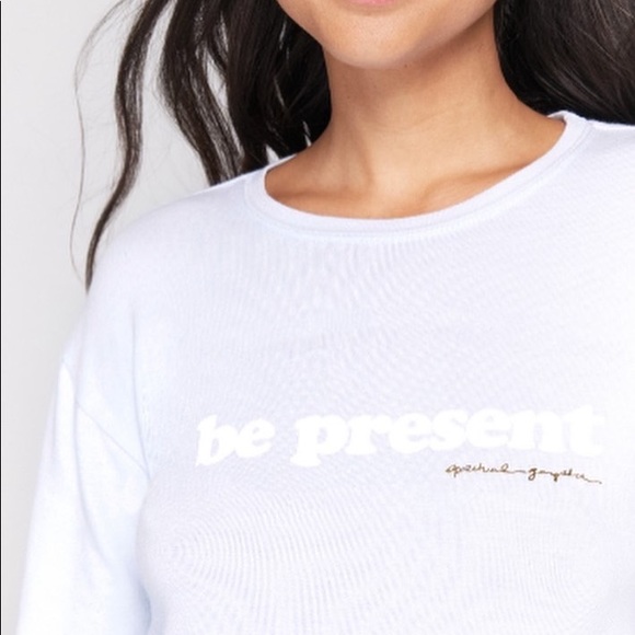 Be Present Savasana Pullover. Spiritual Gangster - BNWT - Picture 3 of 5